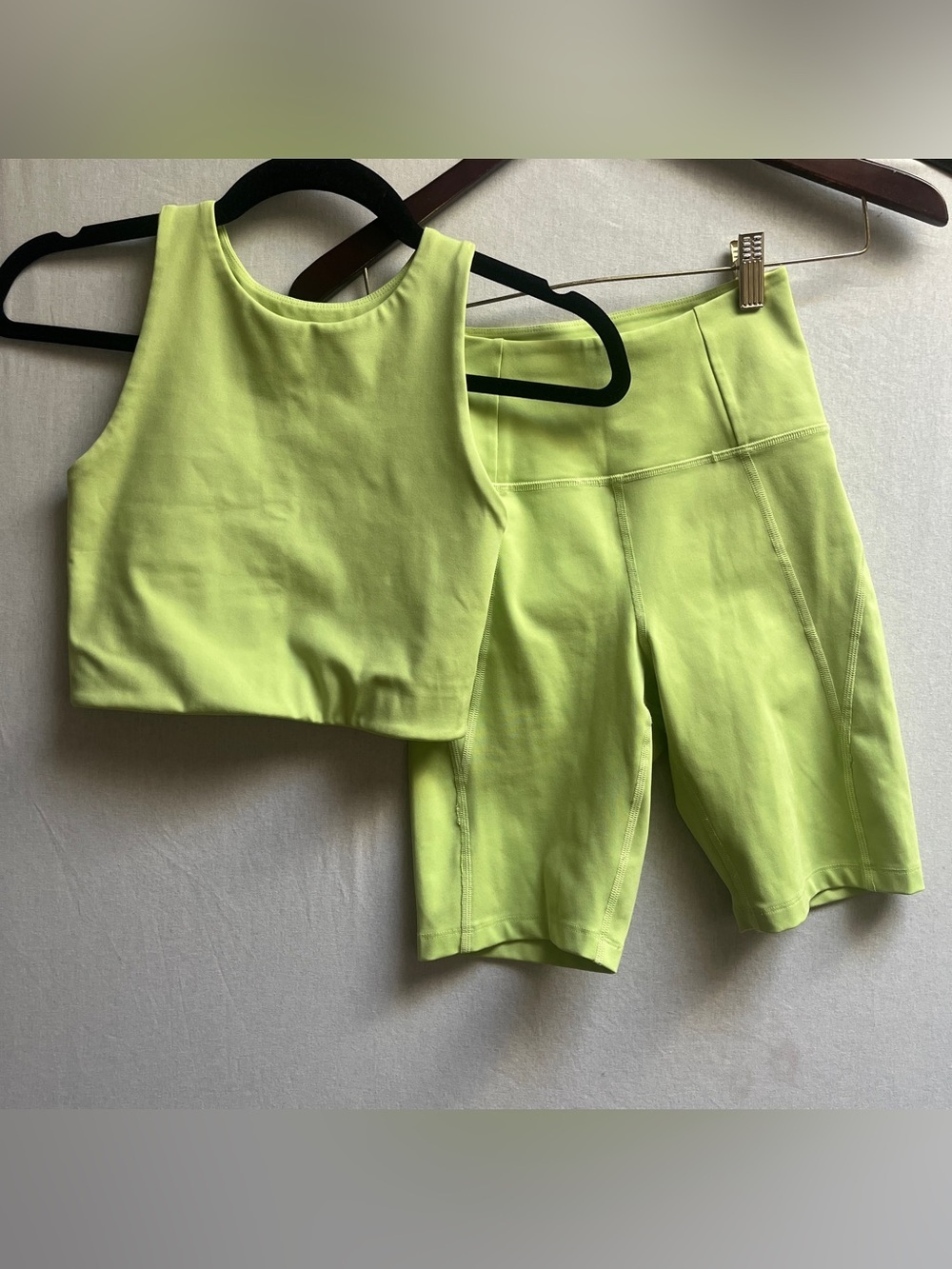 Girlfriend Collective Neon Lime Green Bike Shorts & Sports Bra Activewear Set XS